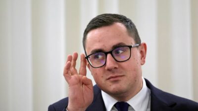 Motyka glapi ski nin safe sifir yuzde aciklamasini elestirdi 197 milyar z fonun savunmaya yonlendirilmesini onerdi 51287