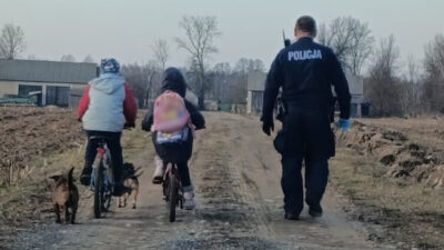 Mrozlar da 7 ve 9 yasindaki cocuklar kayip oldu polis tarafindan bulundu 51282