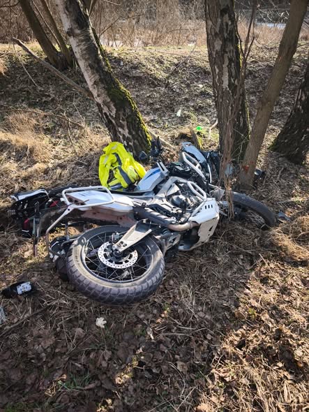 Niepor t te dw631 yolunda motosiklet ile otomobil carpismasi surucu hastaneye kaldirildi 50578