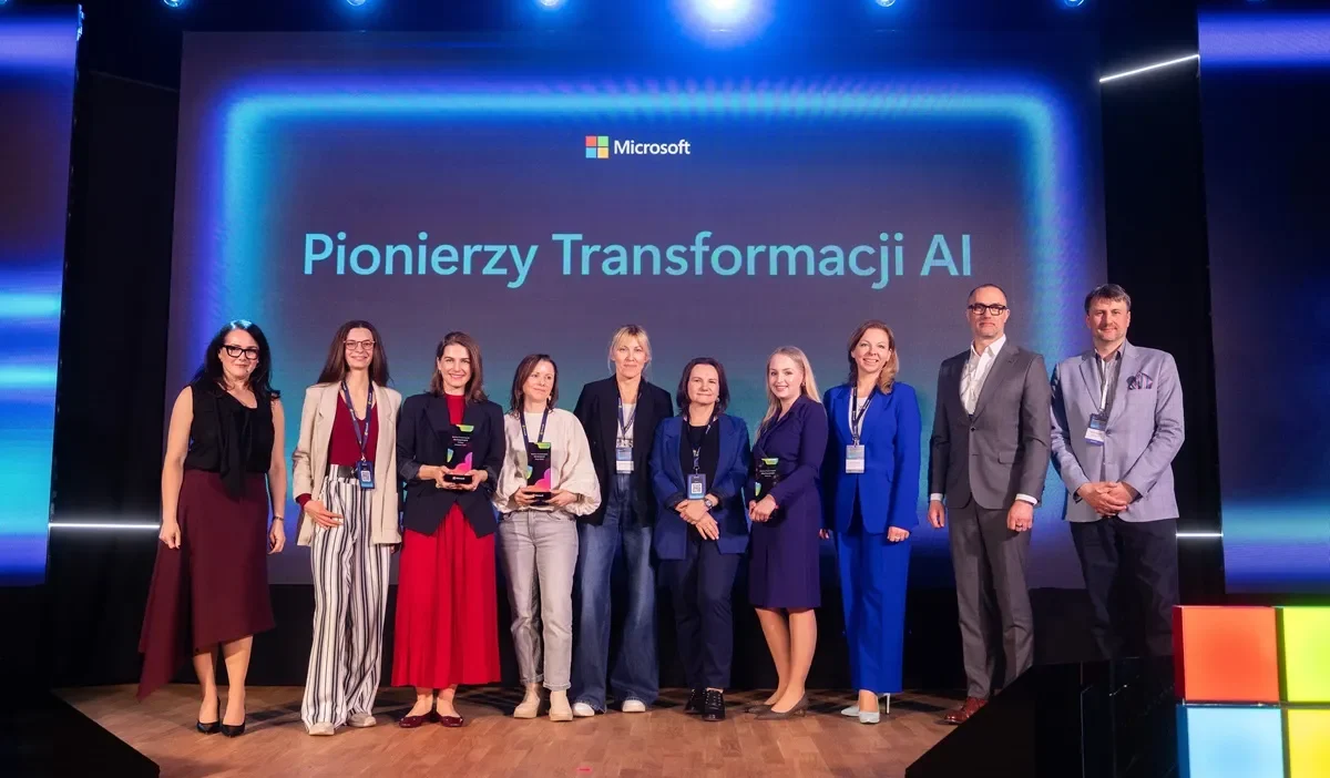 Orlen, bank pekao ve zwolnieni z teorii, yapay zeka dönüşümünde ödüllendirildi 1 Orlen bank pekao ve zwolnieni z teorii yapay zeka donusumunde odullendirildi 55565