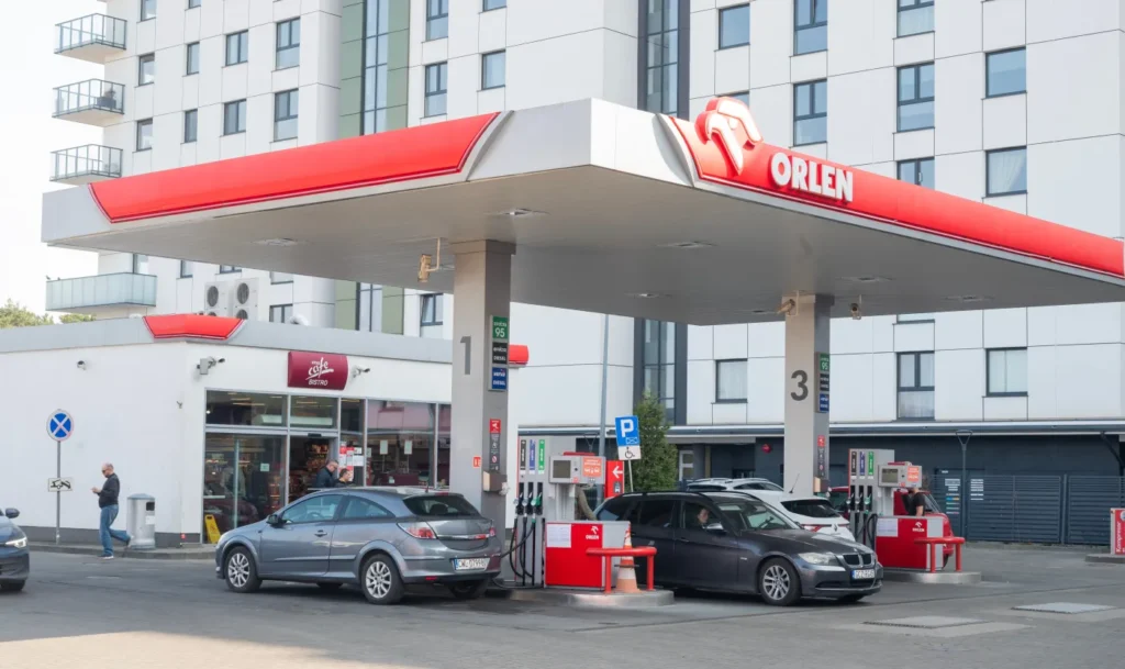 orlen toptan fiyatlari artirdi abd i ran gerilimi ve yeni duzenlemeler akaryakit fiyatlarini etkiliyor 56348