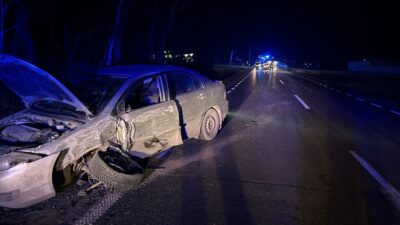P o sk yakinlarinda uc aracli trafik kazasi yol kapatildi 51414