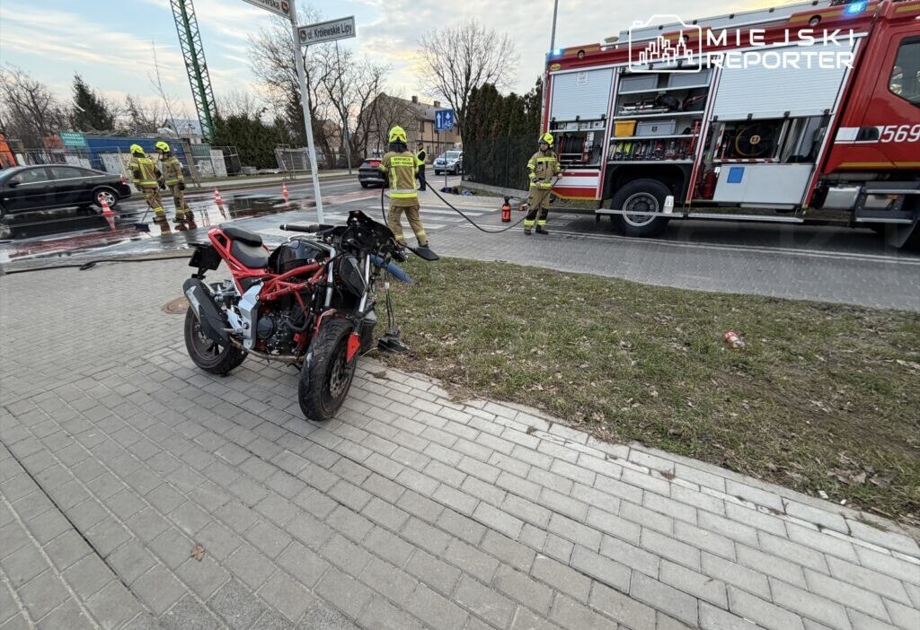 Piasecznie'de motosiklet ve otomobil çarpıştı: polis memuru yaralandı 1 Piasecznie de motosiklet ve otomobil carpisti polis memuru yaralandi 53591