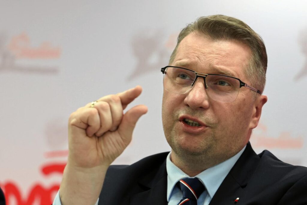 pis lideri kaczy ski czarnek i 2027 secimlerinin aday basbakani olarak duyurdu 53238