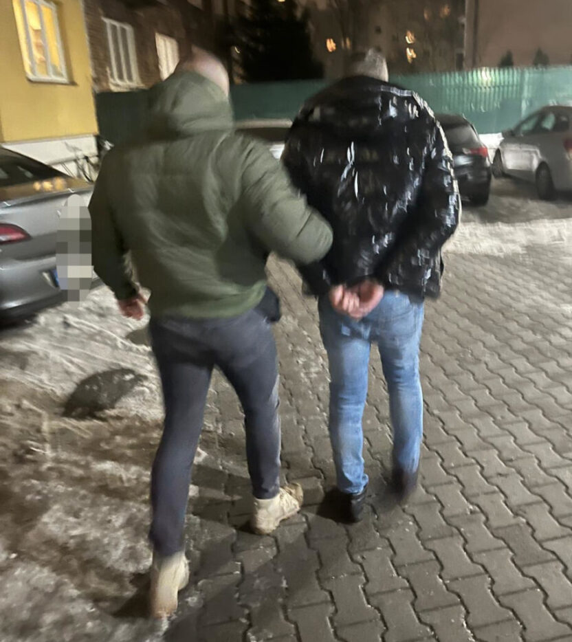 Polis operasyonlari 40 yasindaki supheliyi tutukladi i ki motosiklet hirsizligi 51165