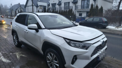 Polis, sahte i̇spanyol belgeleriyle yasal hale getirilmiş i̇ki çalıntı toyota rav4 ele geçirdi 4 Polis sahte i spanyol belgeleriyle yasal hale getirilmis i ki calinti toyota rav4 ele gecirdi 51689