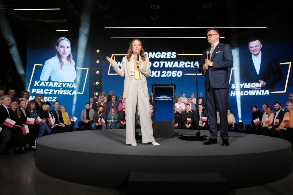 polonya 2050 partisi kongresi ve vergi politikasi degisikligi arayislari 53717