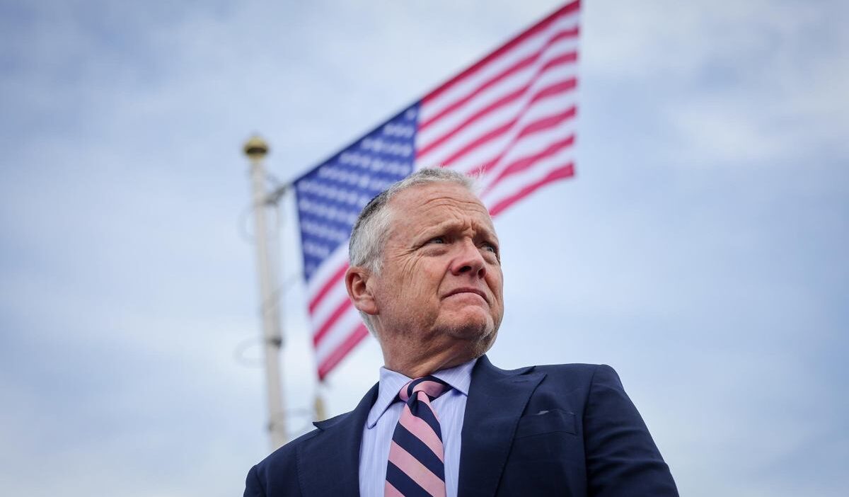 Polonya abd savunma i sbirligi derinlesiyor apache helikopterleri ve stratejik ortaklik 54350