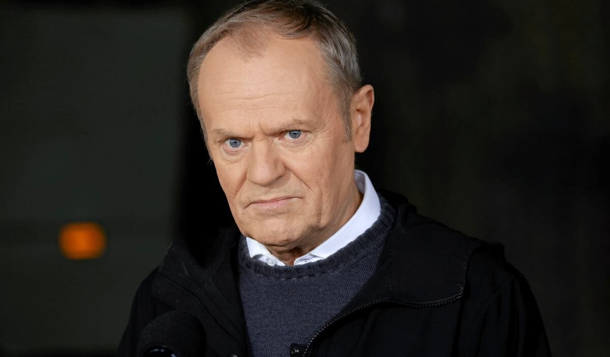 Polonya basbakani tusk macar disisleri bakani szijj rt nun moskova ile bilgi paylastigi i ddiasina sert tepki gosterdi 54932