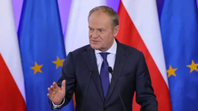 Polonya başbakanı tusk: macaristan ab'de kalırken orban ve szijjártó zaten ayrıldı 2 Polonya basbakani tusk macaristan ab de kalirken orban ve szijj rt zaten ayrildi 57357