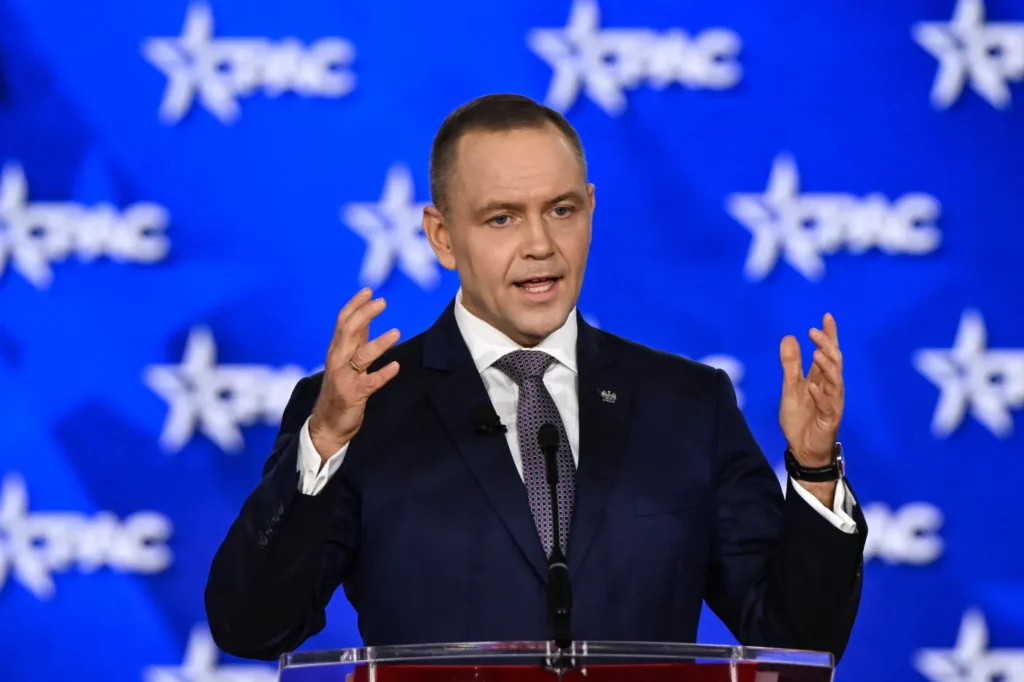 polonya cumhurbaskani nawrocki abd de avrupa guvenligi ve rusya ya karsi uyardi 56591