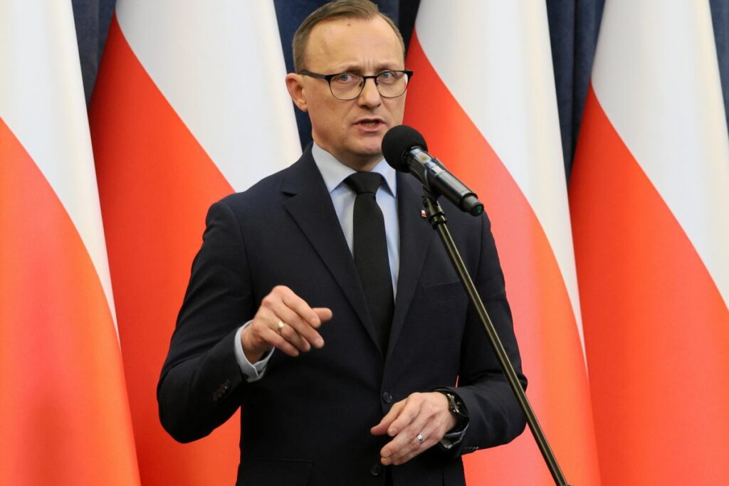 polonya cumhurbaskani nawrocki nin macaristan ziyaretini elestirdi 54947