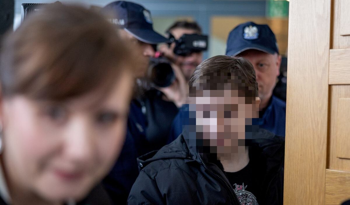 Polonya da 27 yil kapali kalan kadinin durumu mahkemeye tasindi 57351