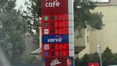 Polonya da akaryakit fiyatlarina tavan uygulamasi ve akcize i ndirim 56938