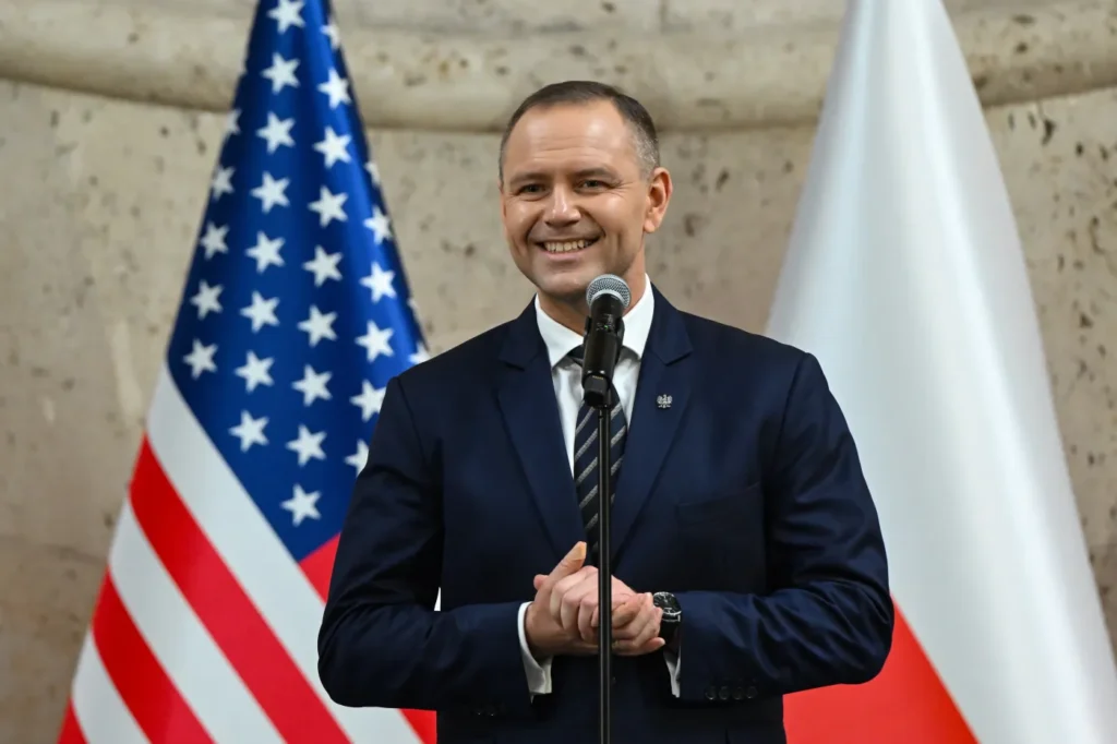 polonya da anayasa mahkemesi krizine i liskin cumhurbaskani nawrocki nin degerlendirmesi 56760