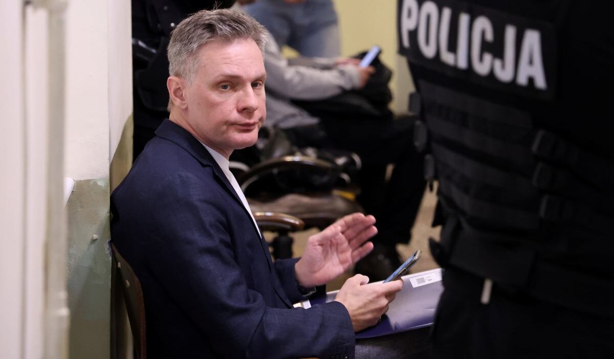 Polonya da avukat szymon lubi ski hakkinda yakalama karari cikarildi 54958