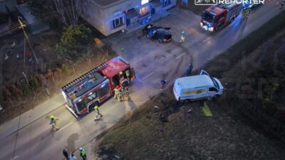 Polonya da bmw ile kurye araci carpisti yollar saatlerce kapali kaldi 52300