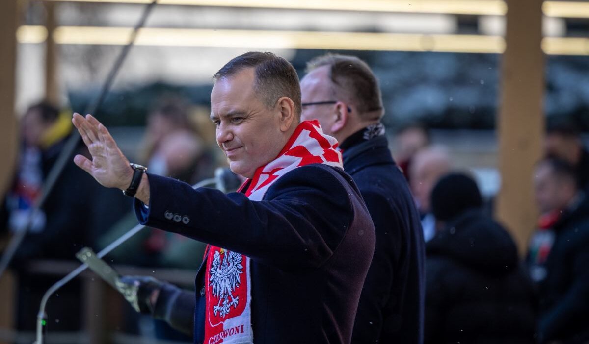 Polonya da ceza muhakemesi kanunu degisikligi tartismasi 55671