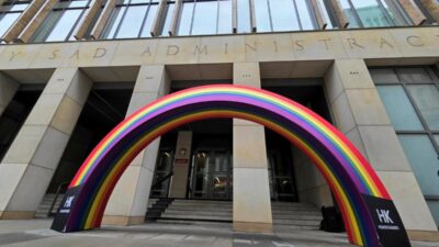 Polonya da escinsel evliliklerin taninmasi yasal sureci baslatti 53458