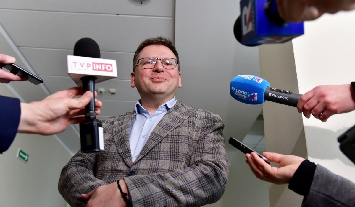 Polonya'da eski yargıç nawacki'ye karşı devletin regres davası 1 Polonya da eski yargic nawacki ye karsi devletin regres davasi 54434