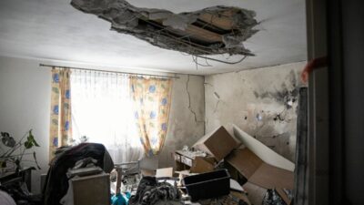 Polonya'da evini kaybeden aileye devlet desteği, olayla i̇lgili soru i̇şaretleri devam ediyor 3 Polonya da evini kaybeden aileye devlet destegi olayla i lgili soru i saretleri devam ediyor 54145