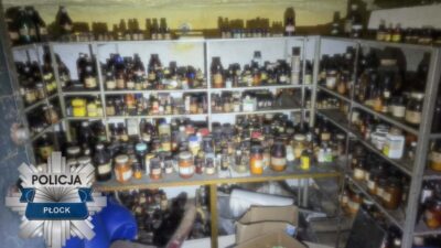 Polonya'da kimyasal madde bulunan evde evakuasyon 4 Polonya da kimyasal madde bulunan evde evakuasyon 57372