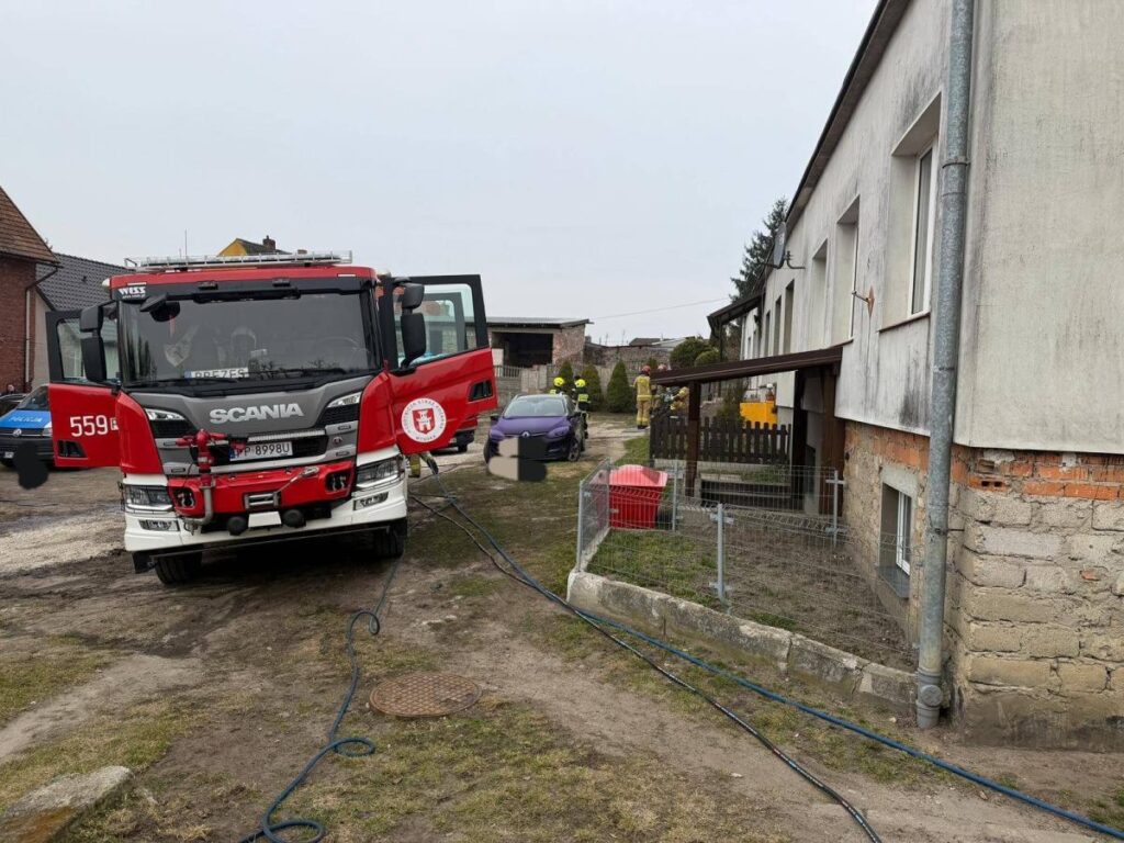 polonya da konut yangininda i ki kucuk cocuk hayatini kaybetti 54654