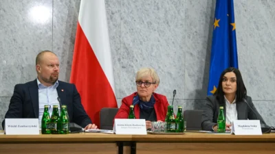 Polonya da pegasus raporu sinirli erisimle yayinlanacak 52137