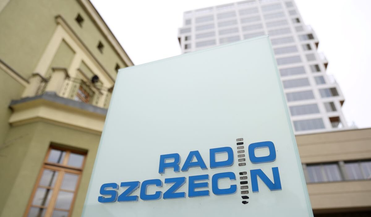 Polonya da radyo i stasyonuna kisisel verilerin korunmasi i hlali nedeniyle para cezasi 52676