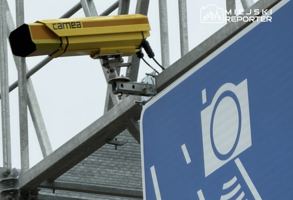 Polonya'da s8 otoyolunda yeni bölgesel hız kontrol sistemi başladı 1 Polonya da s8 otoyolunda yeni bolgesel hiz kontrol sistemi basladi 56662