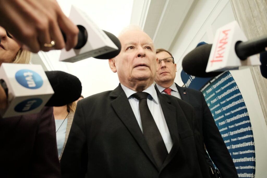 polonya da safe fonu tartismasi hukumet ve cumhurbaskani arasinda anlasmazlik 56050