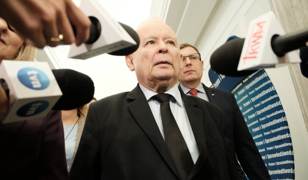 Polonya'da "safe" fonu tartışması: hükümet ve cumhurbaşkanı arasında anlaşmazlık 1 Polonya da safe fonu tartismasi hukumet ve cumhurbaskani arasinda anlasmazlik 56050