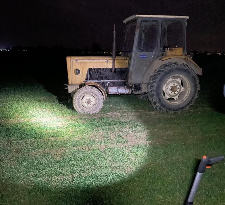 Polonya da sarhos traktor surucusu polisi tehdit etti 57042