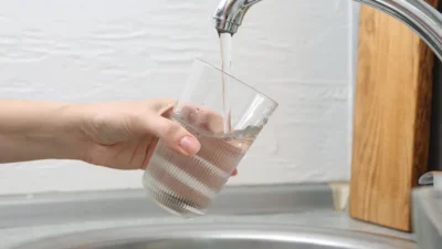 Polonya da su kirliligi alarmi 20 bin kisi etkilendi okullar kapatildi 52942