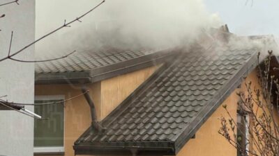 Polonya'da sulejówku'da bir ev yangını: 3 kişi tahliye edildi 4 Polonya da sulej wku da bir ev yangini 3 kisi tahliye edildi 56871