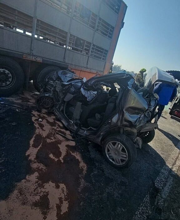 Polonya da uc aracli kaza 3 yarali 54823