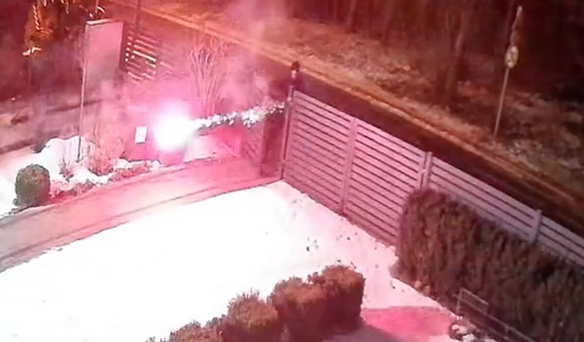 Polonya'da üç genç, komşularına yönelik vandalizm ve taciz eylemlerine karıştı 1 Polonya da uc genc komsularina yonelik vandalizm ve taciz eylemlerine karisti 53345