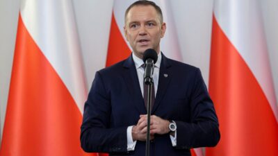 Polonya da yahudi soykirimi kurbanlarini koruyan polonyalilarin anma gunu 54762