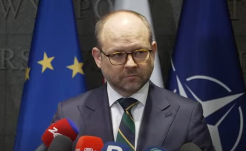 Polonya da yakit fiyatlarini dusurme paketi cumhurbaskani na gonderildi 56123