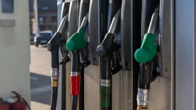 Polonya'da yakıt vergileri ve fiyatları düzenleyen yasal düzenlemeler yürürlüğe girdi 3 Polonya da yakit vergileri ve fiyatlari duzenleyen yasal duzenlemeler yururluge girdi 56479