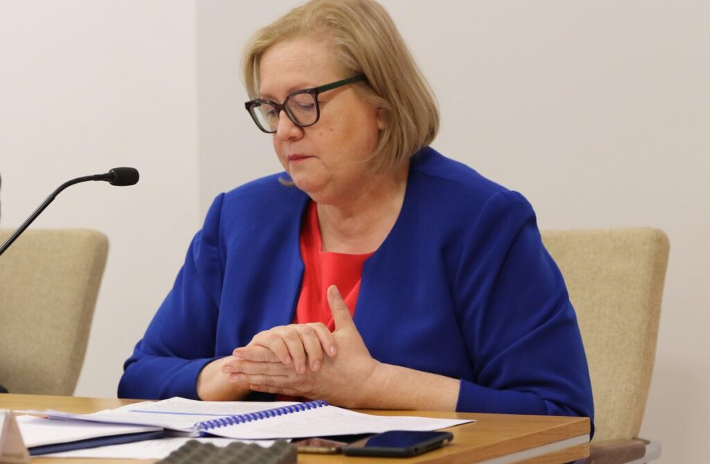 polonya da yuksek mahkeme baskani manowska nin takvimine erisim talebi yargi surecine tasindi 54043