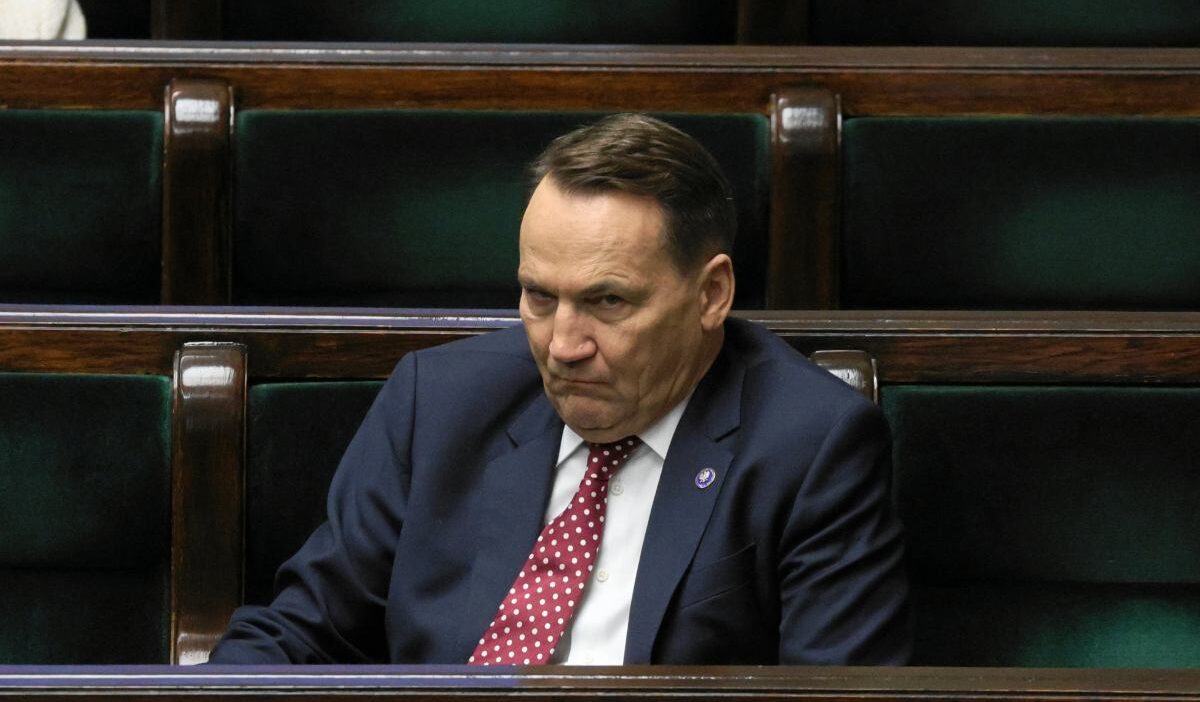 Polonya disisleri bakani ndan macaristan cumhurbaskani nawrocki nin orban ziyaretine elestiri 55590