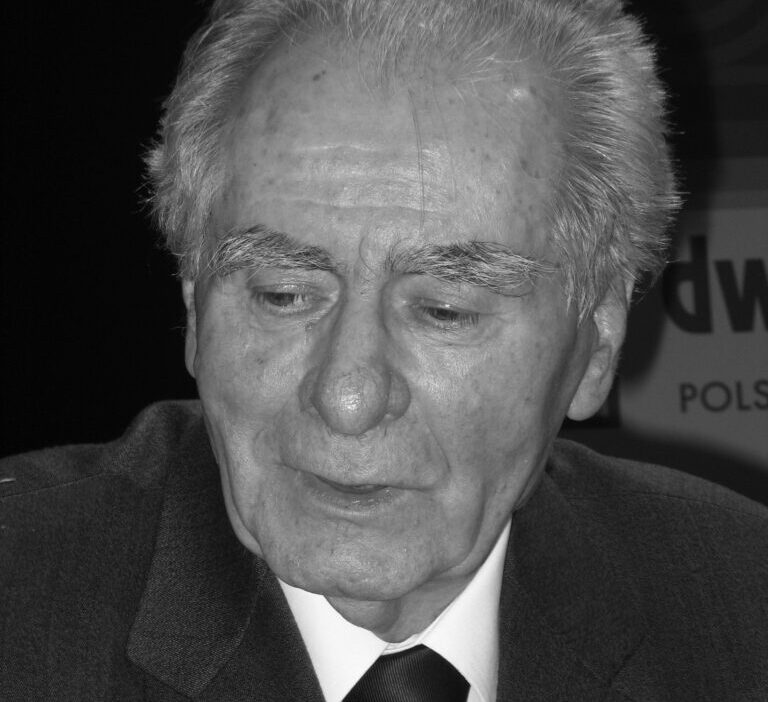 Polonya edebiyatinin onemli i simlerinden wies aw my liwski 94 yasinda vefat etti 56856