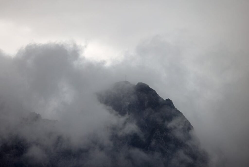 polonya nin efsanevi dag kurtarmasi andrzej g sienica j zkowy hayatini kaybetti 50728