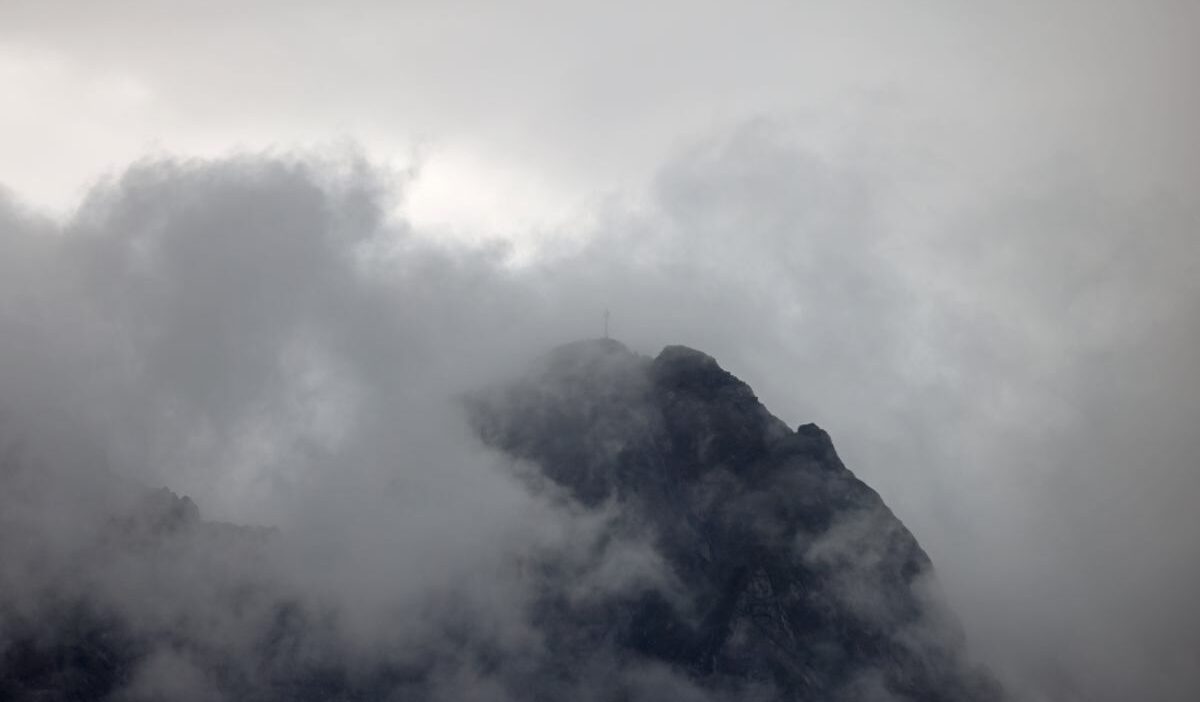 Polonya nin efsanevi dag kurtarmasi andrzej g sienica j zkowy hayatini kaybetti 50728