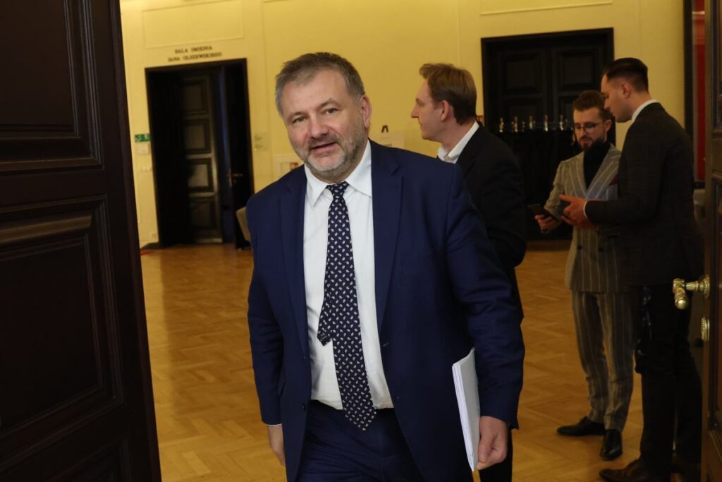 polonya parlamentosu cumhurbaskani nawrocki nin ceza muhakemesi kanunu degisikligine yonelik vetosunu oylayacak 55914