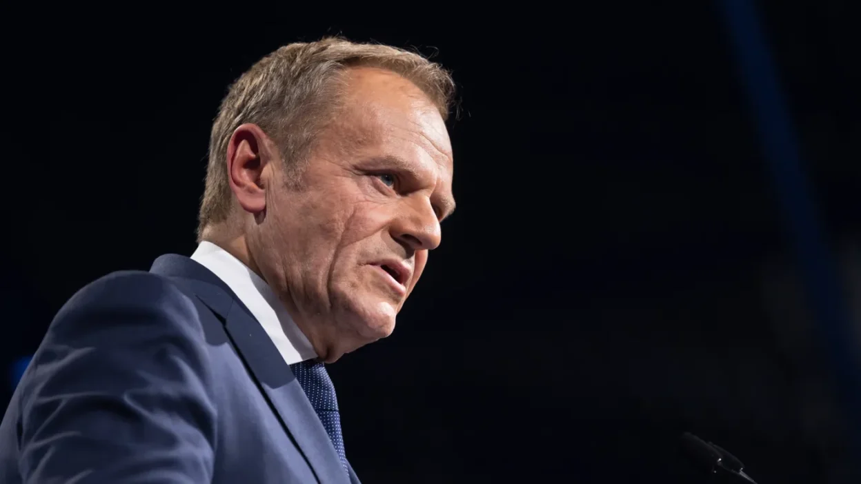 Polonya parlamentosu i c tuzugunde degisiklik calismasi basbakan a konusma ozgurlugu getiriliyor 52818