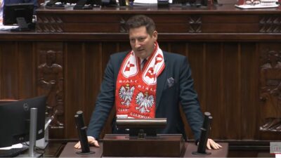 Polonya parlamentosu'nda akaryakıt fiyatlarını düşürme çalışmaları başladı 3 Polonya parlamentosu nda akaryakit fiyatlarini dusurme calismalari basladi 55809