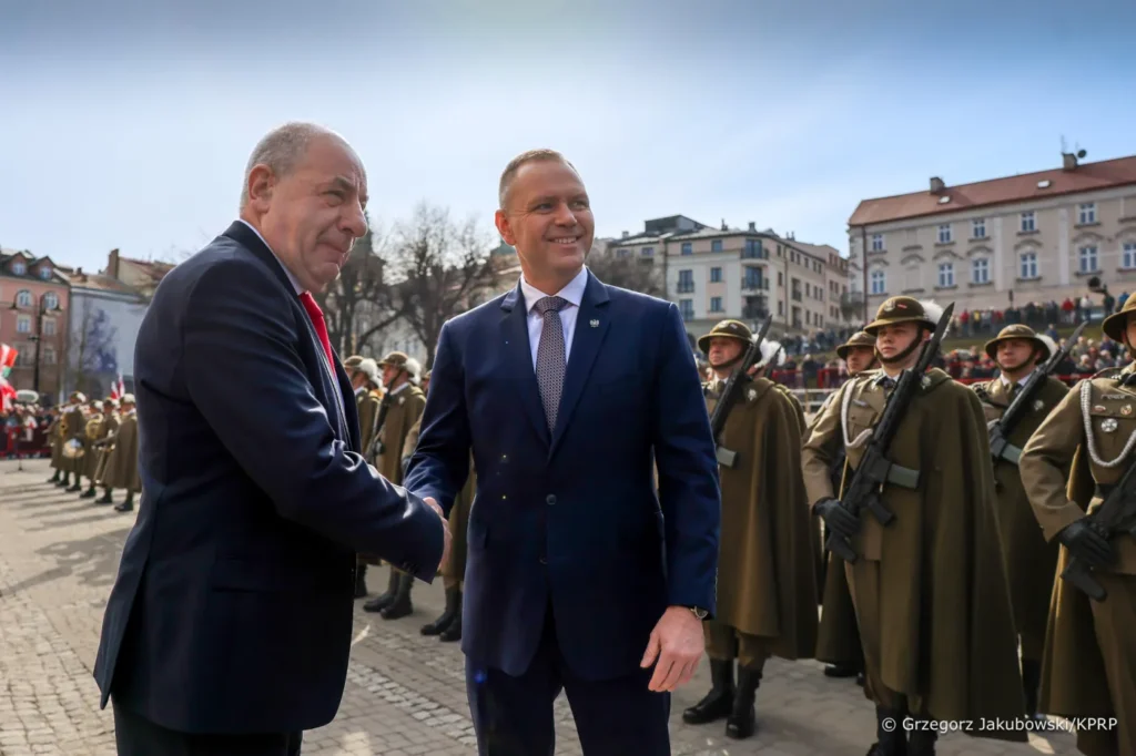 polonya ve macaristan devlet baskanlari przemy l de dostluk vurgusu yapti 54365