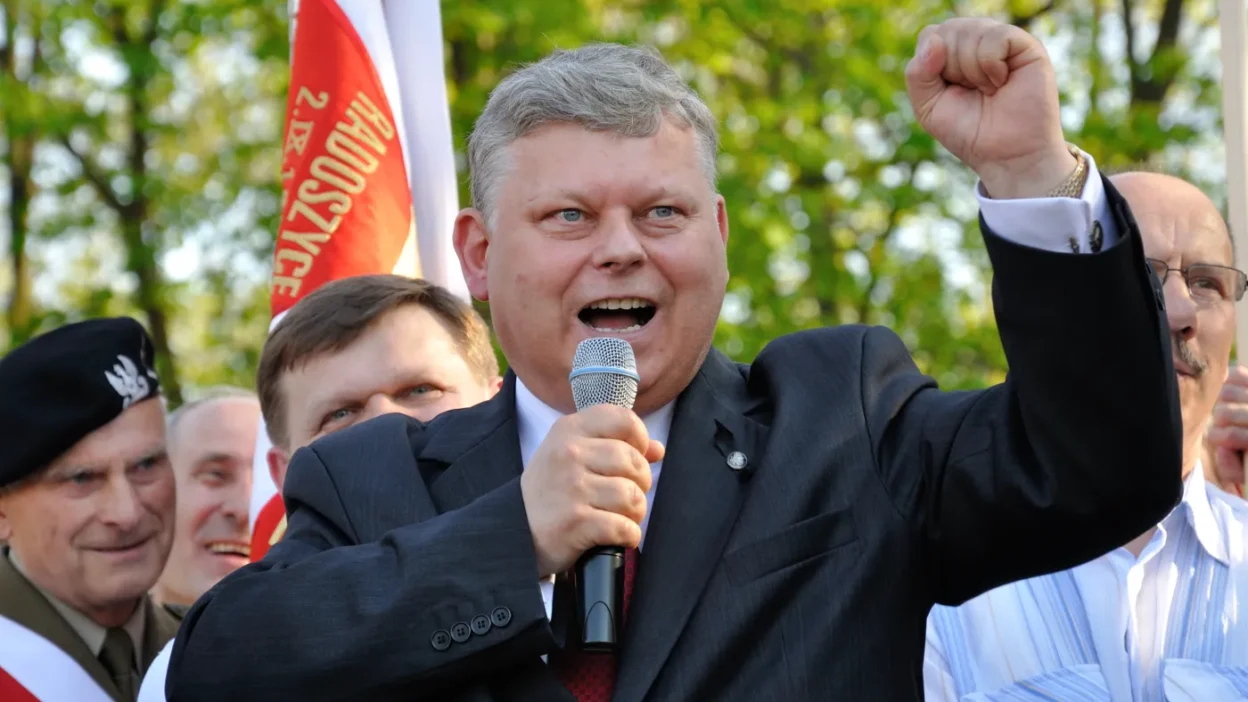 Polonyali milletvekili suski nin durusmasi saglik sorunlari nedeniyle kesintiye ugradi 52158